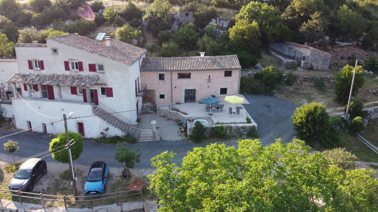 Gite De Gazelle Chambres D'Hote La Vacquerie-et-Saint-Martin-de-Castries Buitenkant foto